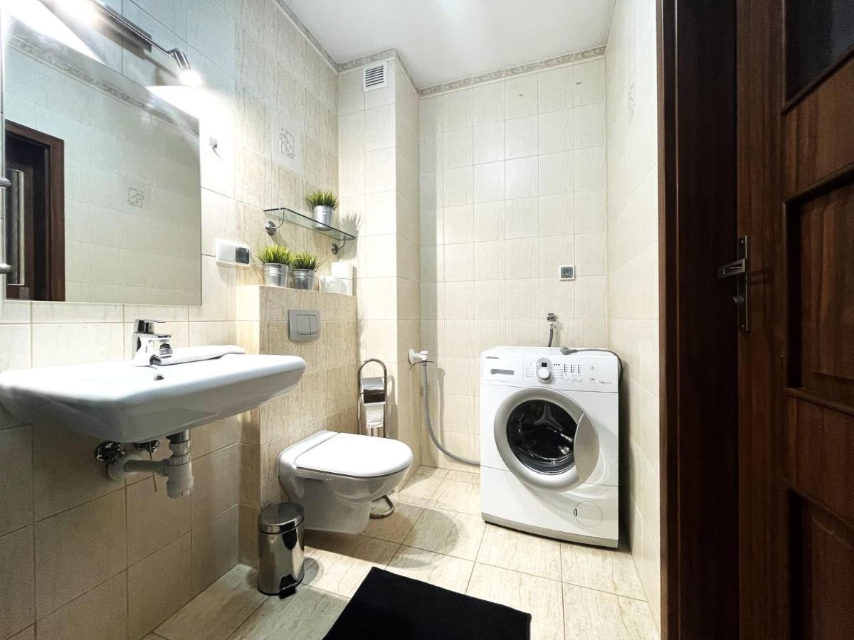 Apartment Jemiolowa ~ Self Check-in 20h ~ Lift *